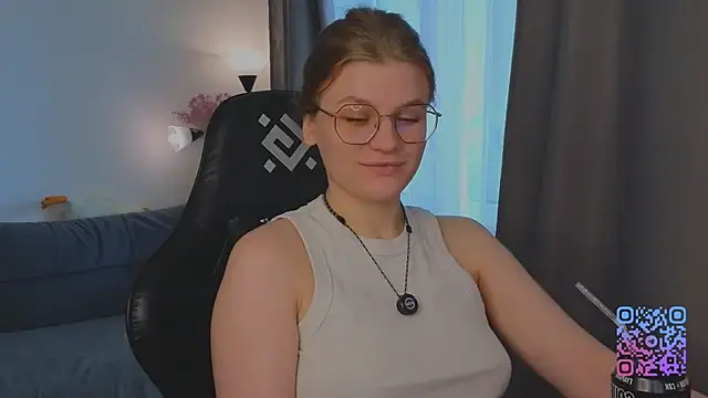  JessieVibes online show from June 16, 2:09 pm