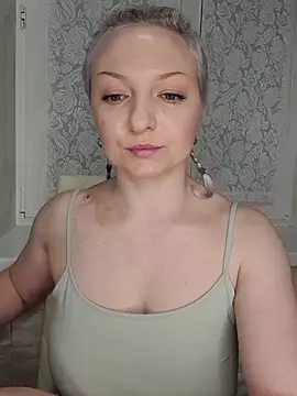 Snapshot of Anesteishen chatting on December 19, 4:52 am Anesteishen online show from December 19, 4:52 am