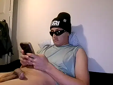 PerroDemonioHot online show from February 4, 4:48 am