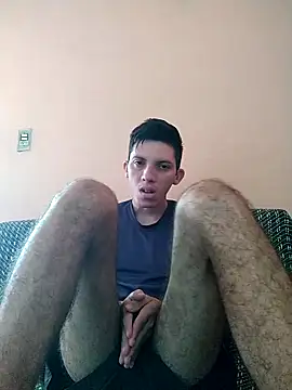 Snapshot of welitonzz28 chatting on June 6, 10:53 am welitonzz28 online show from June 6, 10:53 am