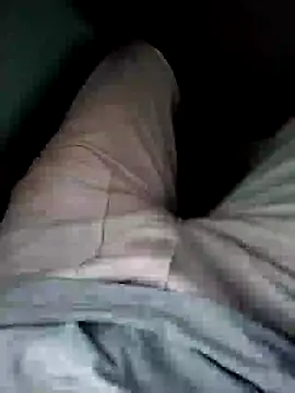 Snapshot of welitonzz28 chatting on July 3, 9:05 am welitonzz28 online show from July 3, 9:05 am