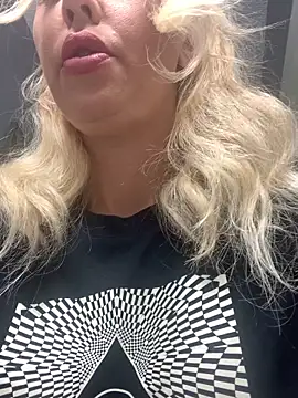 1fun one online show from December 18, 12:55 pm