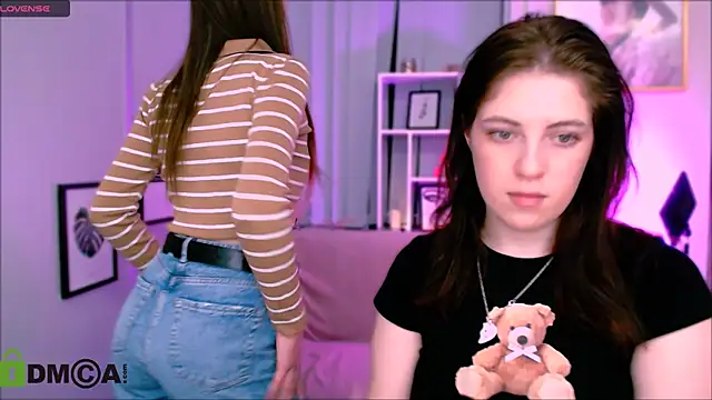 Snapshot of flora_ri chatting on January 24, 3:34 pm flora ri online show from January 24, 3:34 pm