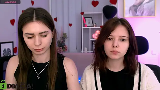 Snapshot of flora_ri chatting on February 20, 2:02 pm flora ri online show from February 20, 2:02 pm