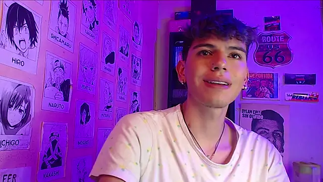 Snapshot of Mickey_Magic chatting on February 9, 2:49 am Mickey Magic online show from February 9, 2:49 am