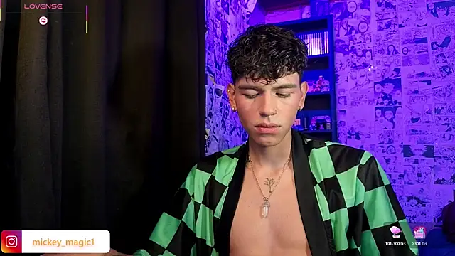 Mickey Magic online show from January 17, 3:55 am