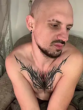 AssHunter4k online show from February 12, 5:15 am