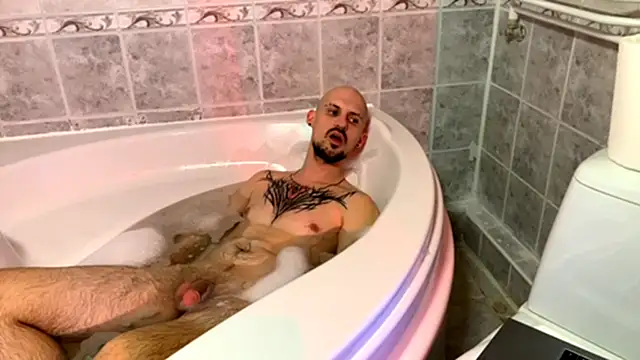 AssHunter4k online show from February 14, 5:57 pm