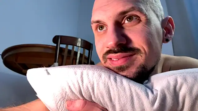 AssHunter4k online show from February 15, 8:44 am
