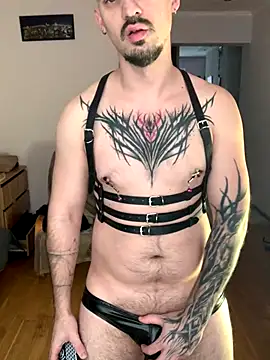 AssHunter4k online show from January 7, 8:50 am