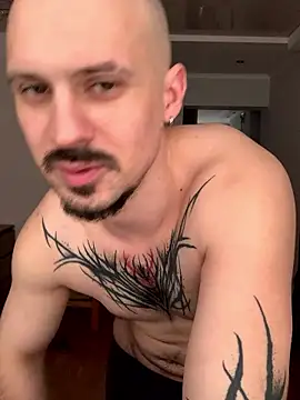 AssHunter4k online show from January 12, 7:57 am