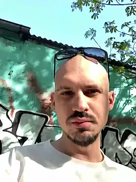 AssHunter4k online show from May 3, 7:25 am
