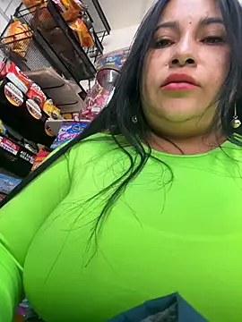 Snapshot of Miia_Jazmin chatting on July 12, 6:21 pm Miia Jazmin online show from July 12, 6:21 pm