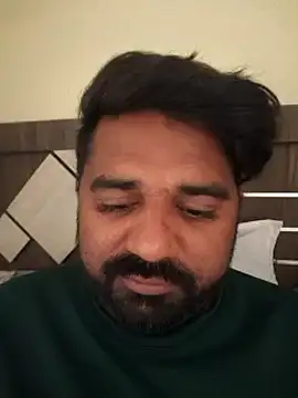 Snapshot of Raziv_komal143 chatting on March 7, 5:51 am Raziv komal143 online show from March 7, 5:51 am