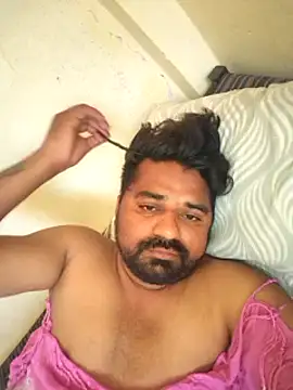 Snapshot of Raziv_komal143 chatting on March 8, 4:23 am Raziv komal143 online show from March 8, 4:23 am