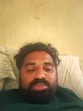 Snapshot of Raziv_komal143 chatting on March 20, 8:20 am Raziv komal143 online show from March 20, 8:20 am