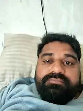 Raziv komal143 online show from December 3, 5:11 pm