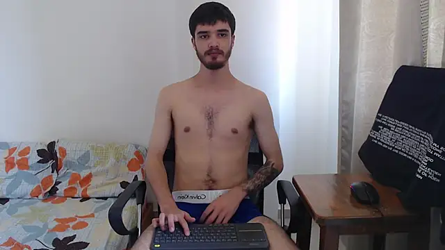 Snapshot of Aleex_Miller chatting on November 11, 5:02 pm Aleex Miller online show from November 11, 5:02 pm