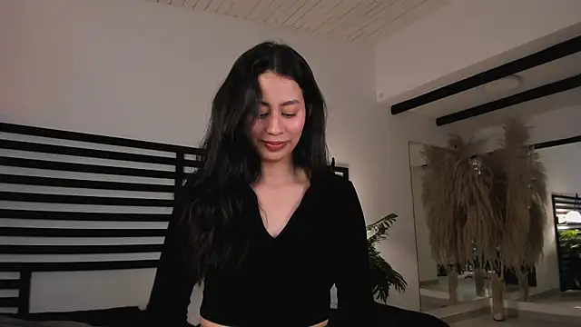 hannah brady online show from January 26, 2:03 am