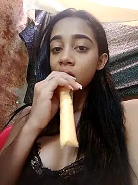 Zoe Sweett18 online show from February 24, 7:19 pm