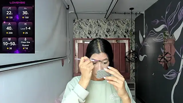 Snapshot of Connie_Bell chatting on February 11, 2:11 pm Connie Bell online show from February 11, 2:11 pm