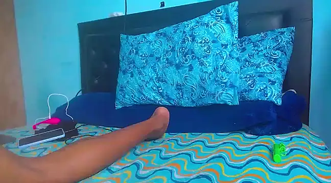 Snapshot of Biancalopez-02 chatting on January 26, 7:20 pm Biancalopez-02 online show from January 26, 7:20 pm