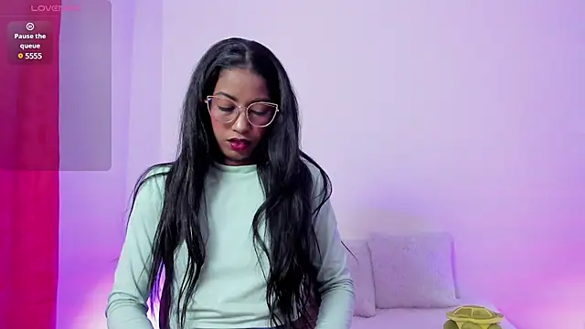 Snapshot of dany_brownie chatting on January 18, 3:53 am dany brownie online show from January 18, 3:53 am