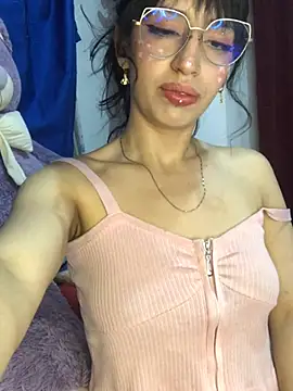 Snapshot of MiaFlamesxxx chatting on January 25, 11:54 pm MiaFlamesxxx online show from January 25, 11:54 pm