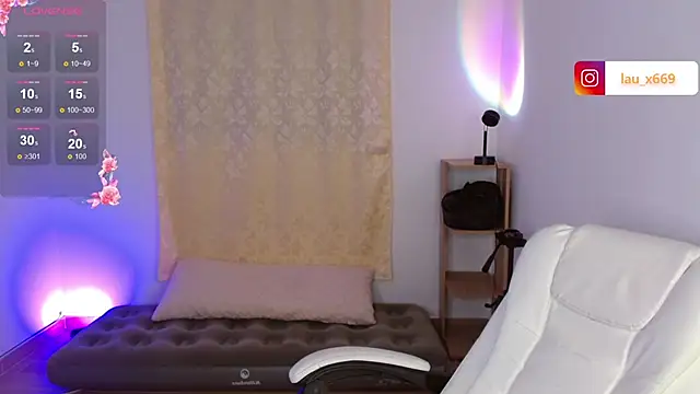 isabella1616 online show from December 21, 12:07 am