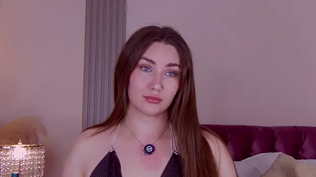 KiraBarlows online show from April 24, 8:11 pm