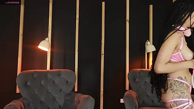 camilapersy online show from February 28, 1:25 pm