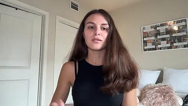 Snapshot of graciesmith27 chatting on May 8, 8:36 pm graciesmith27 online show from May 8, 8:36 pm