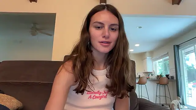 Snapshot of graciesmith27 chatting on May 27, 6:27 pm graciesmith27 online show from May 27, 6:27 pm