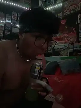 Snapshot of Blade_Ryder666 chatting on March 11, 7:03 am Blade Ryder666 online show from March 11, 7:03 am