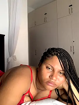 Snapshot of madell chatting on November 15, 2:42 am madell online show from November 15, 2:42 am