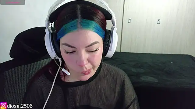 Snapshot of diosa_a_ chatting on July 6, 2:08 am diosa a online show from July 6, 2:08 am