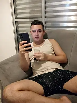 caiogostoso online show from January 21, 10:51 pm