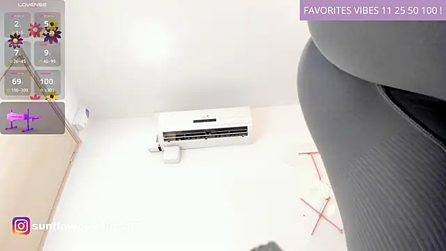 LissMonroe online show from January 28, 10:45 am