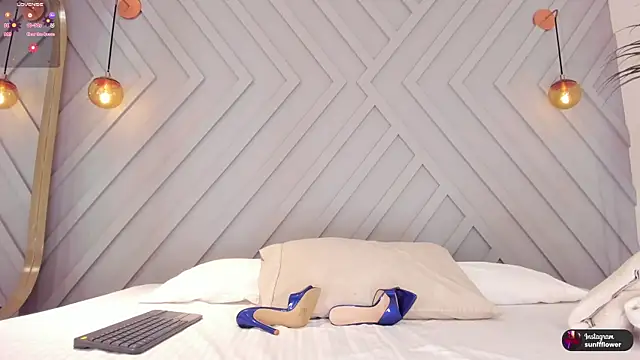 LissMonroe online show from February 26, 10:47 am