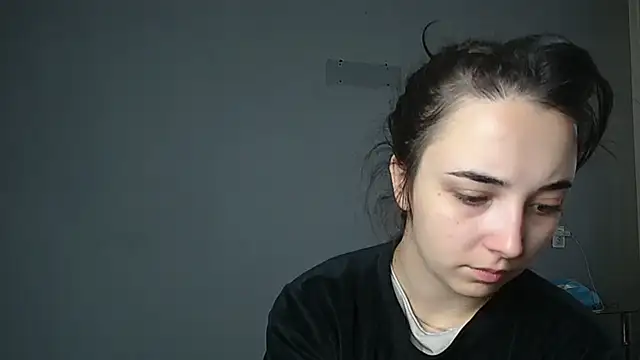 Eva Gloryy online show from November 12, 8:37 am