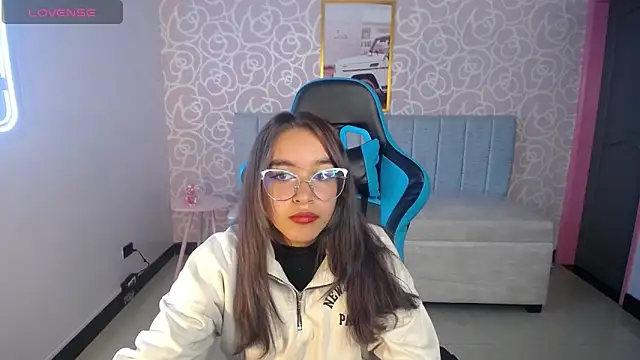 kassandra ch  online show from January 27, 4:43 pm