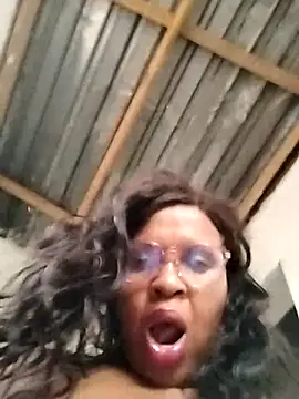 bubblendz1988 online show from March 13, 6:12 pm