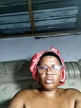 bubblendz1988 online show from March 23, 3:32 am