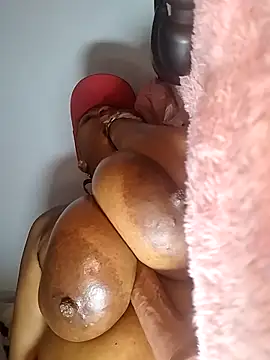 bubblendz1988 online show from November 28, 3:53 am