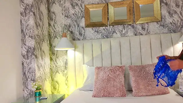 Pocahontas BGB online show from December 2, 8:15 pm