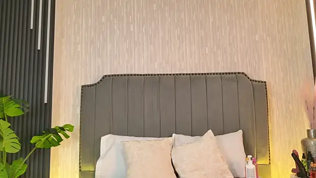 Pocahontas BGB online show from December 13, 8:36 pm