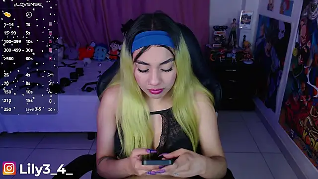 lily3 4 online show from June 17, 7:11 am