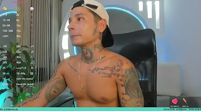 Snapshot of tattokoi chatting on March 3, 1:10 am tattokoi online show from March 3, 1:10 am