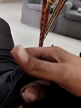 Snapshot of Danny88990@xh chatting on December 16, 10:09 am Danny88990xh online show from December 16, 10:09 am