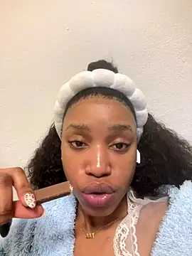 Go Meg online show from November 16, 8:47 pm